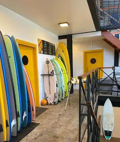 Imagem 1 da galeria do parceiro Surf's Up Club Itaguaré