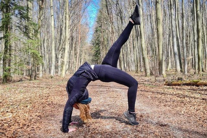 Bild 2 von JanniYoga @ Mehrzweckraum Ballsporthalle Niederstotzingen Partnergalerie