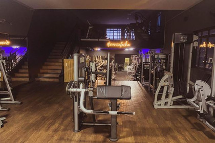 Imagem 3 da galeria do parceiro N1 Iron House