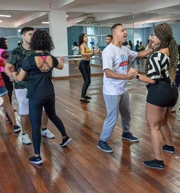 Imagem 4 da galeria do parceiro Dança de Salão - Professor Beto Silva