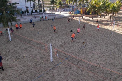 Imagem 1 da galeria do parceiro Beach Tennis Praia Grande