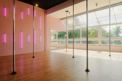 Imagem 3 da galeria do parceiro Flutuarte Estúdio de Pole Dance