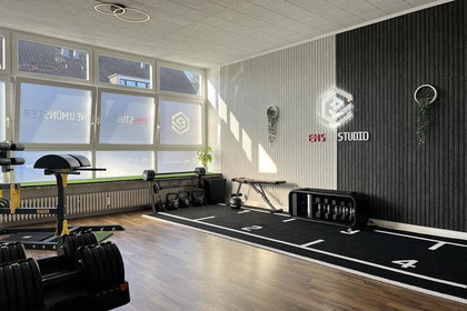Bild 4 von EMS Studio Neumünster Partnergalerie