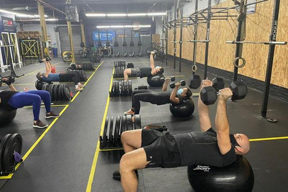 Image 3 from Equis Fitness partner gallery