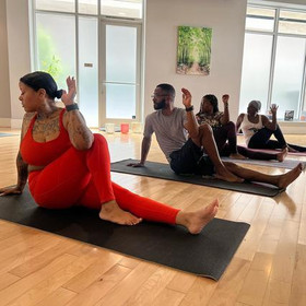Image 1 from HOMTOWN Yoga partner gallery