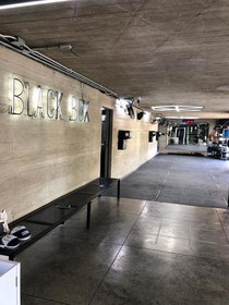 Imagen 3 de la galería del partner Black Box Tlaquepaque