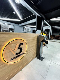 Imagem 3 da galeria do parceiro V5 Academia