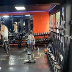 Imagen 1 de la galería del partner Evolution Gym & Crossfit