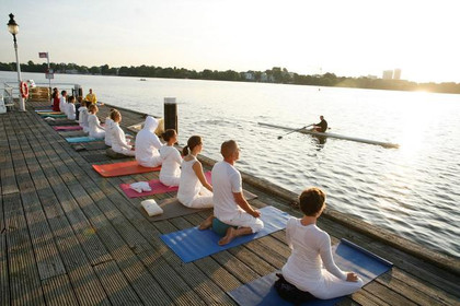 Bild 1 von Yoga im Kielort- Alsteryoga Partnergalerie