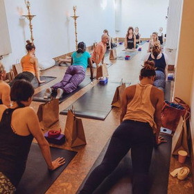 Image 5 from Oru Sutton: Yoga partner gallery