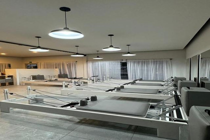 Imagen 3 de la galería del partner Harmony Pilates Reformer Cumbres