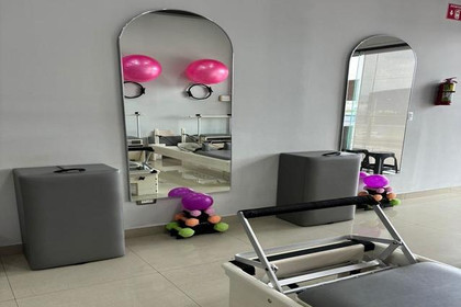 Imagen 1 de la galería del partner Harmony Pilates Reformer Encomienda