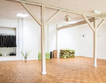 Bild 3 von Monkey Mind Yoga Partnergalerie