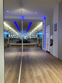 Imagen 5 de la galería del partner Club Pilates Poblenou (uso de calcetines antideslizantes obligatorio)