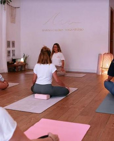 Imagen 4 de la galería del partner Marina Calero - Yoga & Barre Studio Badalona