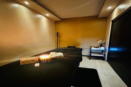 Imagen 1 de la galería del partner HOLYSKIN