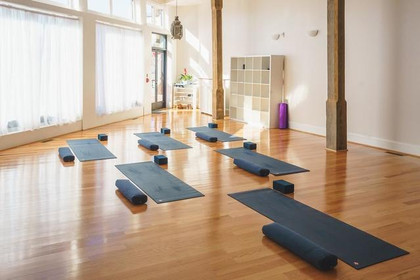 Image 2 from 3S yoga partner gallery