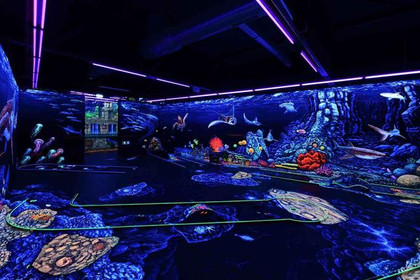 Bild 4 von GlowingRooms Köln Ehrenfeld 3D Schwarzlicht Minigolf Partnergalerie