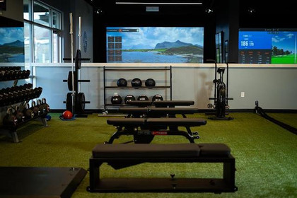 Image 4 from Studio Golf El Paso partner gallery
