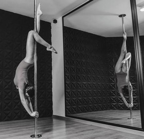 Imagen 2 de la galería del partner Impacto Studio Pole Fitness