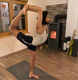 Bild 8 von OM Yogesh Yoga- Ashtanga-Yoga in Miltenberg Partnergalerie
