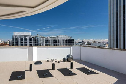 Imagen 2 de la galería del partner Move It Corner Canopy by Hilton