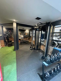 Imagen 1 de la galería del partner Black Door Gym & Fitness