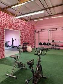 Image 4 from Pink Lab partner gallery
