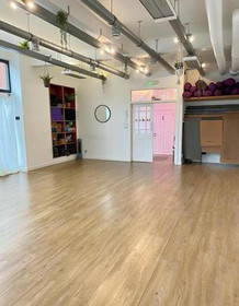 Image 5 from Yogarise Streatham partner gallery