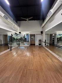 Imagen 2 de la galería del partner R3leve Barre Studio Refugio