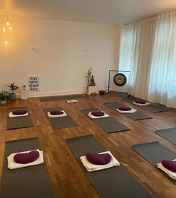 Bild 4 von O YOGA Schöneberg Partnergalerie