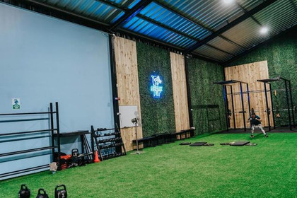 Imagen 1 de la galería del partner Academia Sharkfit Buin Spa