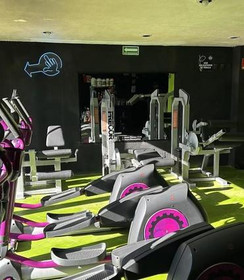 Imagen 4 de la galería del partner Neon Fitness Club