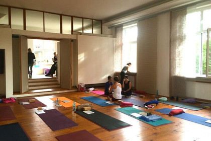Bild 2 von barefoot-yoga Partnergalerie