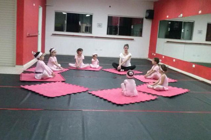 Imagem 3 da galeria do parceiro Dança & Expressão