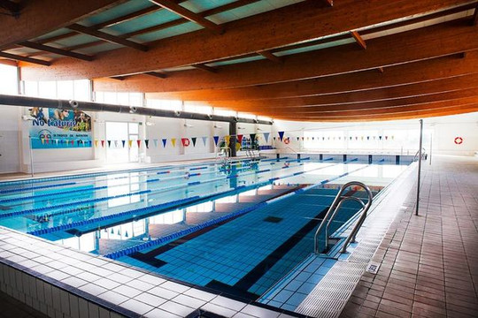 Imagen 1 de la galería del partner Piscina Municipal Alcudia