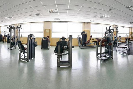 Imagen 3 de la galería del partner Centro Deportivo Conde Orgaz Piscinas Fitness