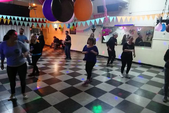 Imagen 1 de la galería del partner TUMBAO Salsa y Bachata Monte Castro