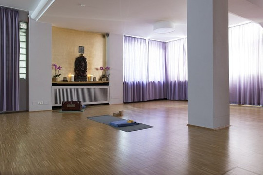 Bild 1 von Patrick Broome Yoga Studio Schwabing Partnergalerie
