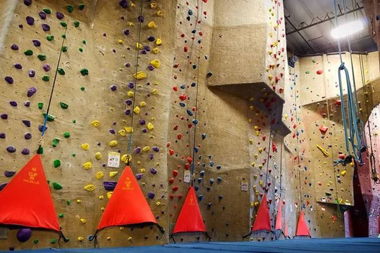 Image 2 from The Peak of Fremont partner gallery