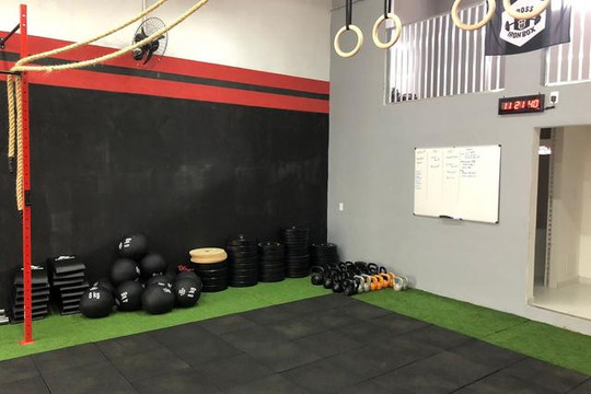 Imagem 3 da galeria do parceiro Cross Iron Box