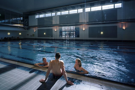 Bild 2 von Holmes Place Fitness - Friedrichshain Partnergalerie