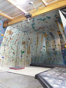 Image 2 from Hangar 18 - Long Beach partner gallery