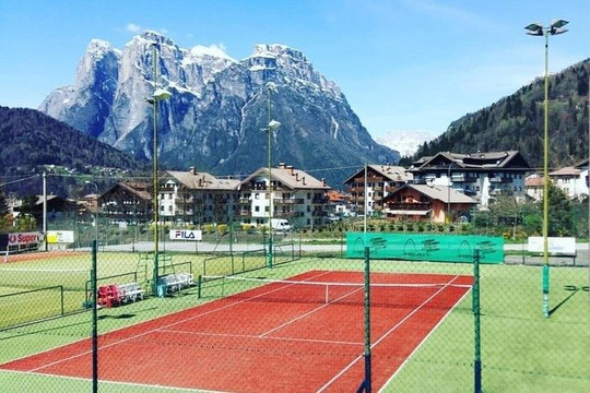 Immagine 3 dalla galleria del partner A.S.D. Tennis Club Agordo