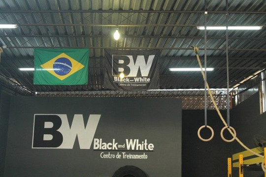 Imagem 2 da galeria do parceiro Equipe Black and White
