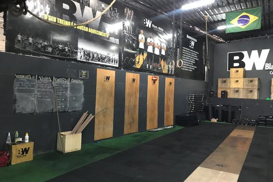 Imagem 1 da galeria do parceiro Equipe Black and White