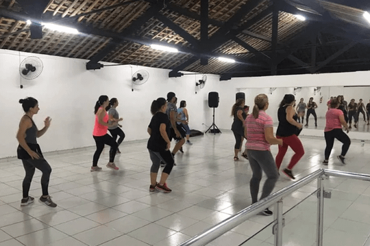 Imagem 2 da galeria do parceiro ACADEMIA IRON FITNESS LIMOEIRO