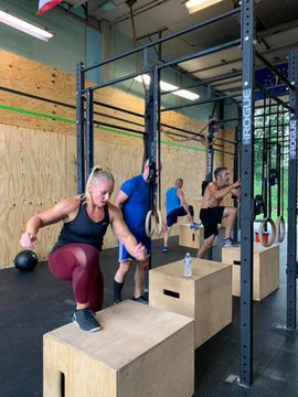 Image 3 from CrossFit Bravura partner gallery