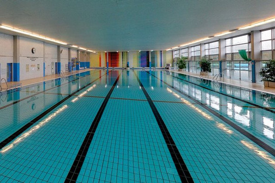 Bild 1 von Kombibad Spandau Süd - Halle Partnergalerie