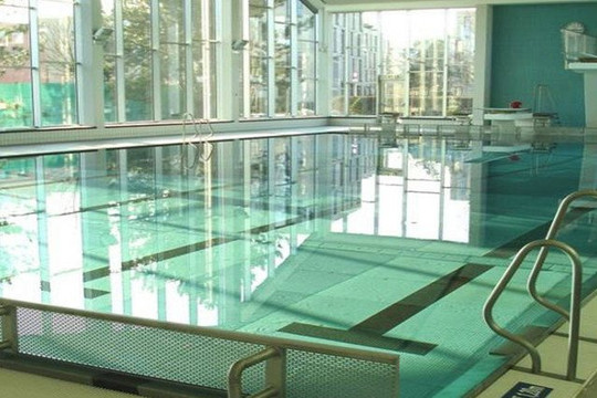 Bild 1 von Schwimmhalle Hüttenweg Partnergalerie